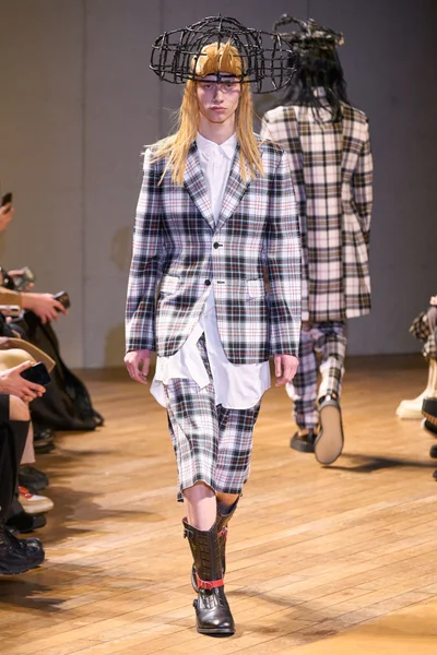 Look 20